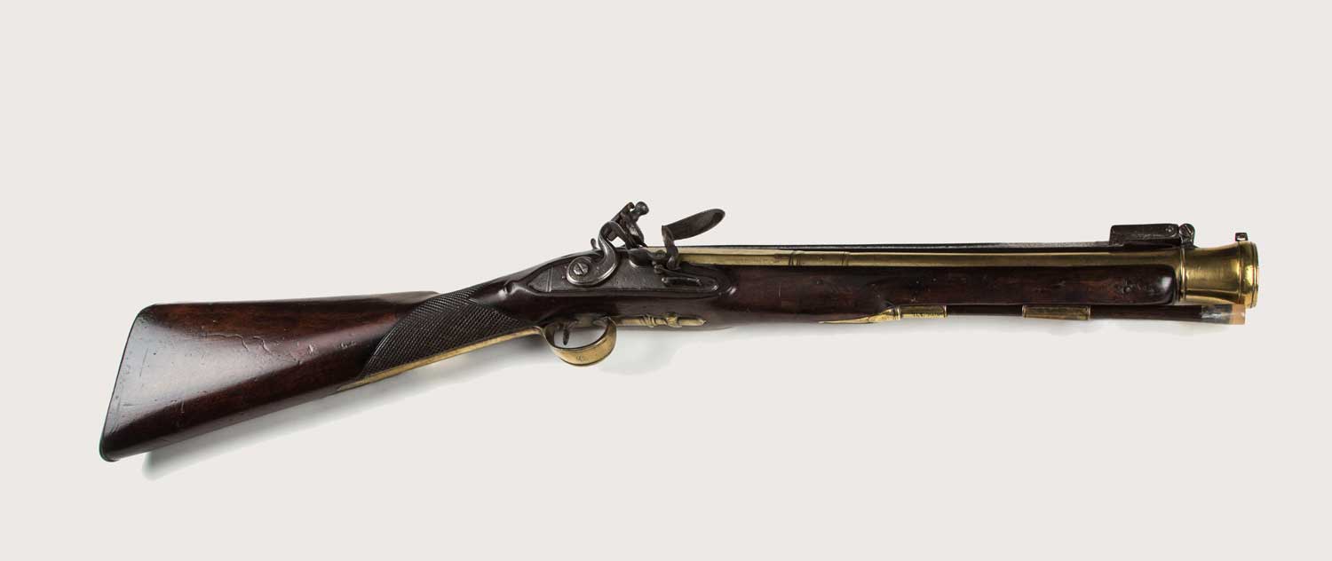 Blunderbuss with bayonet, engraved with the maker’s name ‘R BROWN’, c.1790 (OB1996.374)