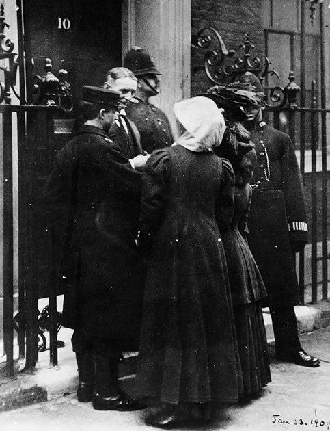 Image of two Suffragettes who tried to post themselves to No.10 Downing Street.
