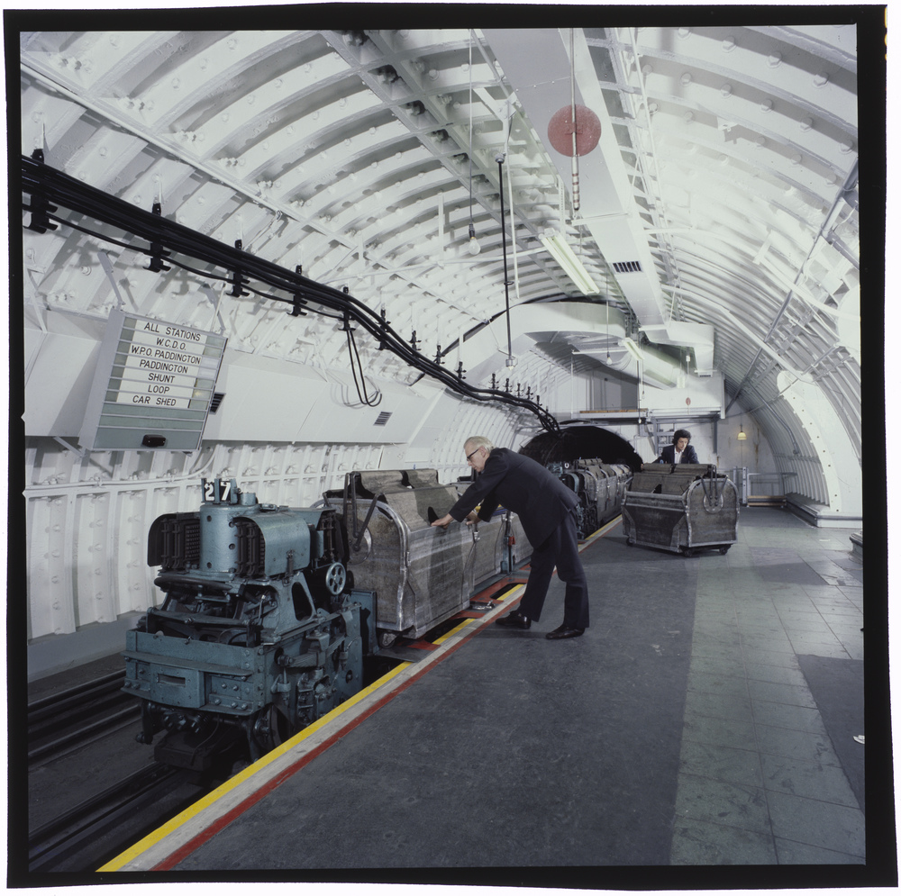 Unloading a Post Office (London) Railway train, 1973. POST 118/CT00358.