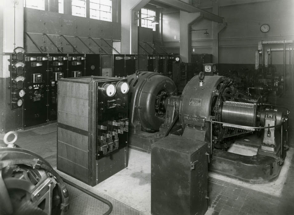 Rotary converter in Mount Pleasant Sub-Station, 1926. POST 118/5072.